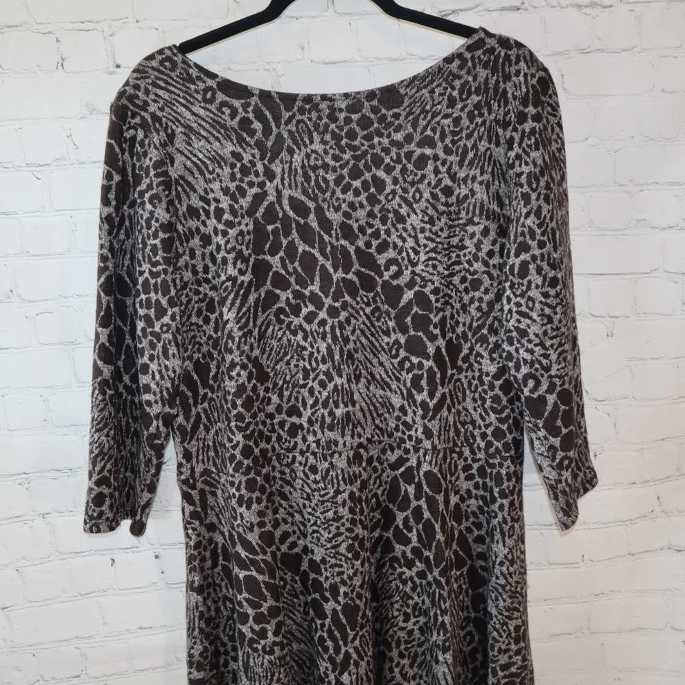 Leota Ocelot Gray 3/4 Sleeve Scoop Back Circle Midi Dress Women's Size 2X-NWOT - Picture 2 of 9